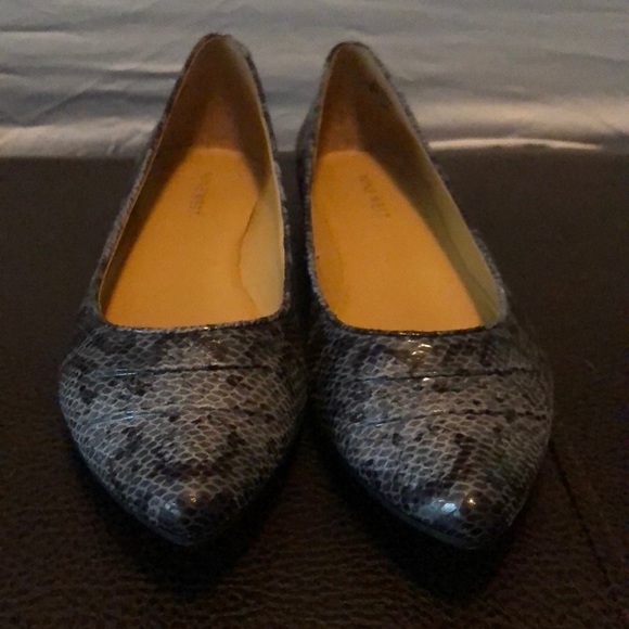 Nine West Flats NWT - Picture 2 of 5